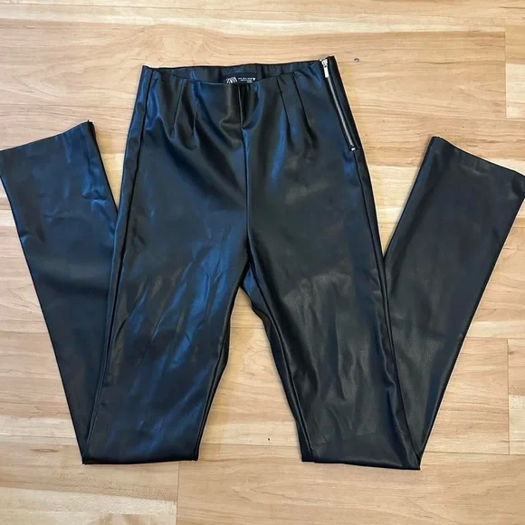 Black Zara mid rise faux leather pants - Picture 3 of 8